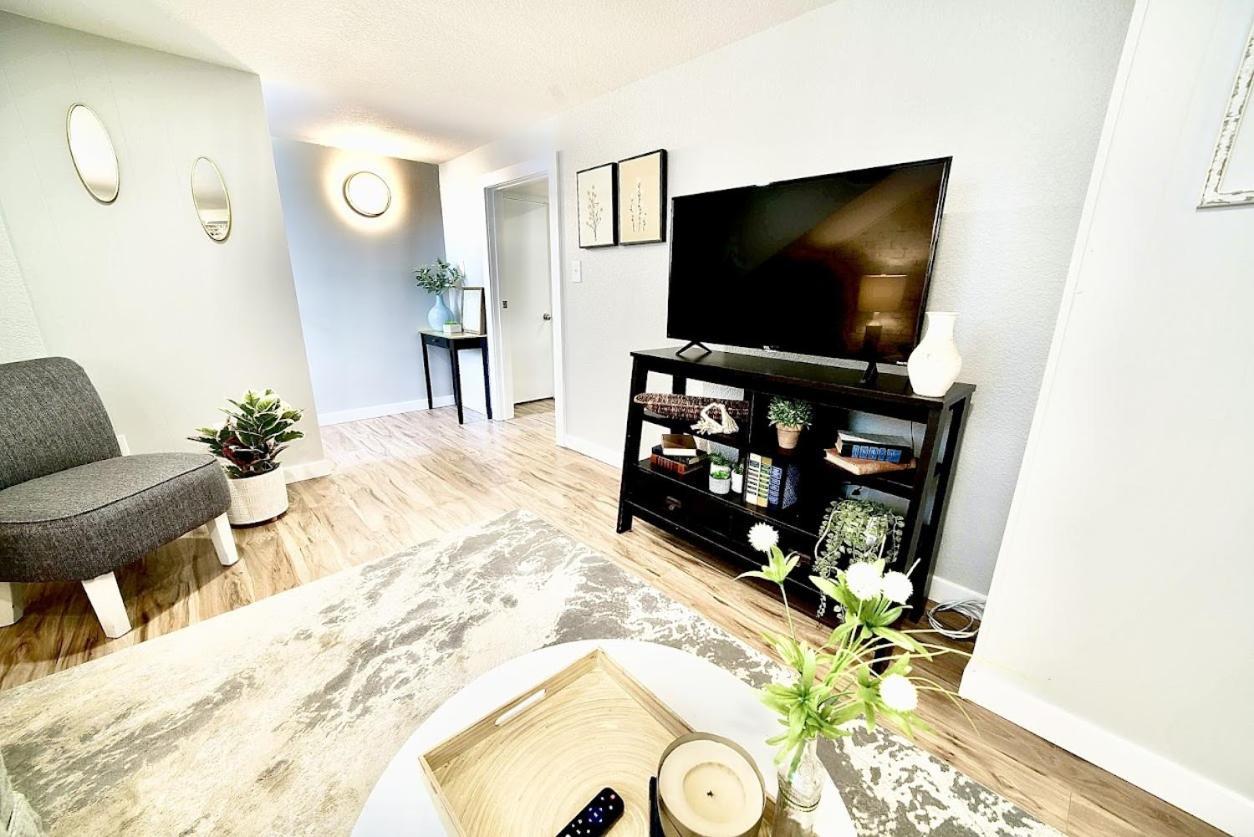 הוילה אלבני Monteith Hideaway In Downtown Monteith District מראה חיצוני תמונה